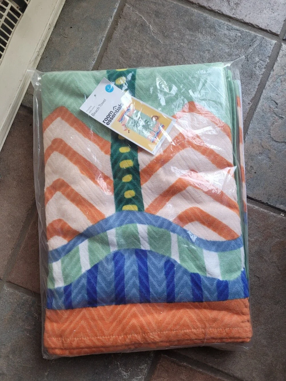 New! Room Essentials Extra Long 6 Foot Palm Tree Cotton Ultra Soft Beach Towel